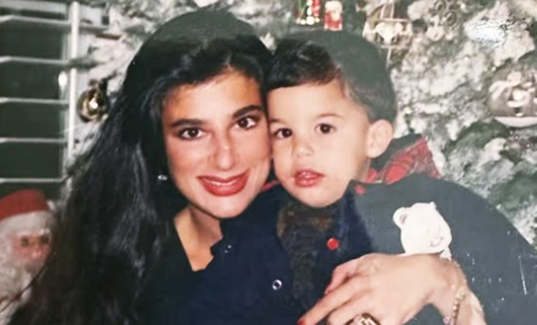 Carmen Treviño, ex de Pepe Aguilar, se defiende de los ataques del cantante; Emiliano, su hijo, la respalda