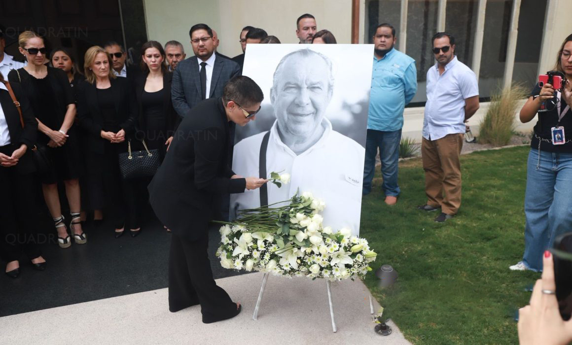 «Despiden a un ‘Gigante Irrepetible'» Empresarios y políticos dan el ultimo adiós a Mauricio Fernández