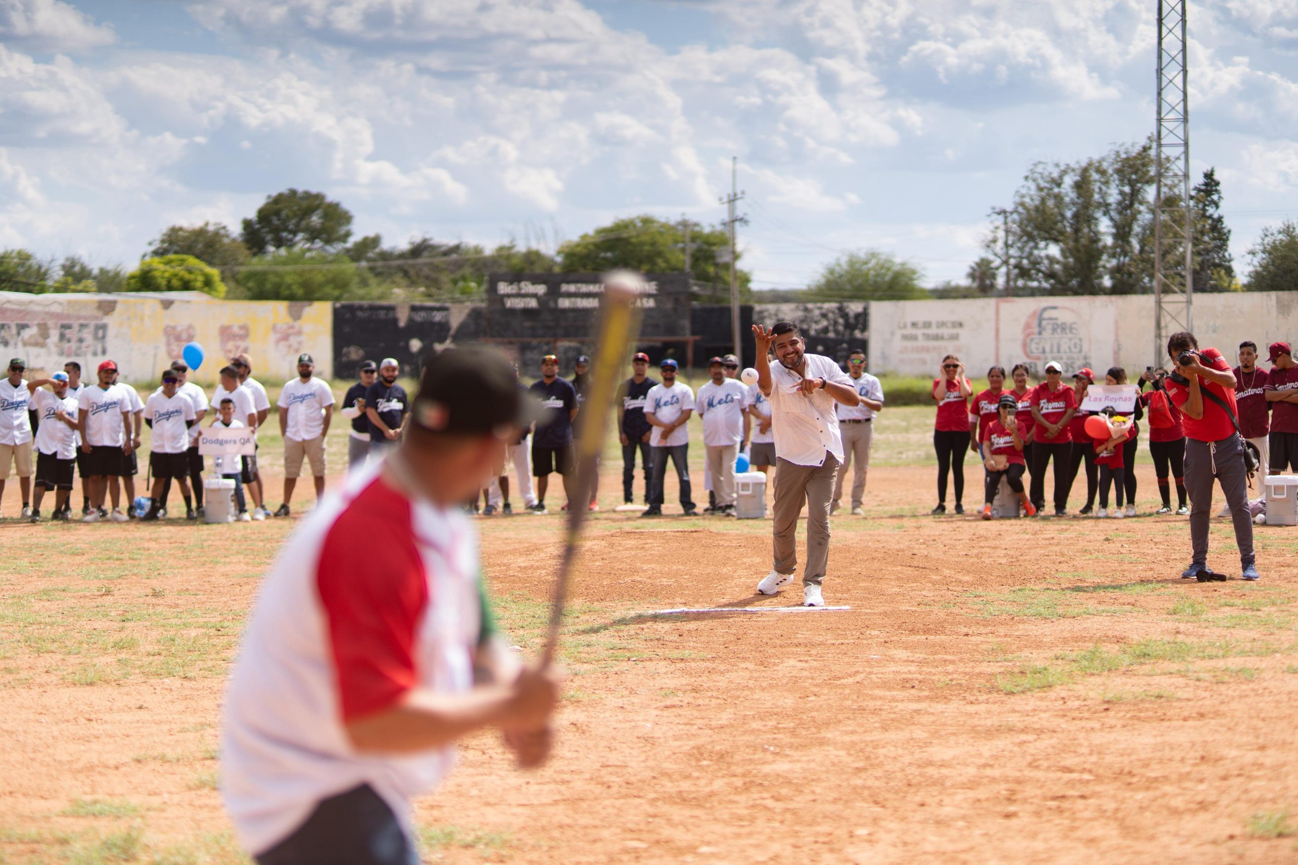 Fomenta Chano Díaz el deporte con Liga Trinity  