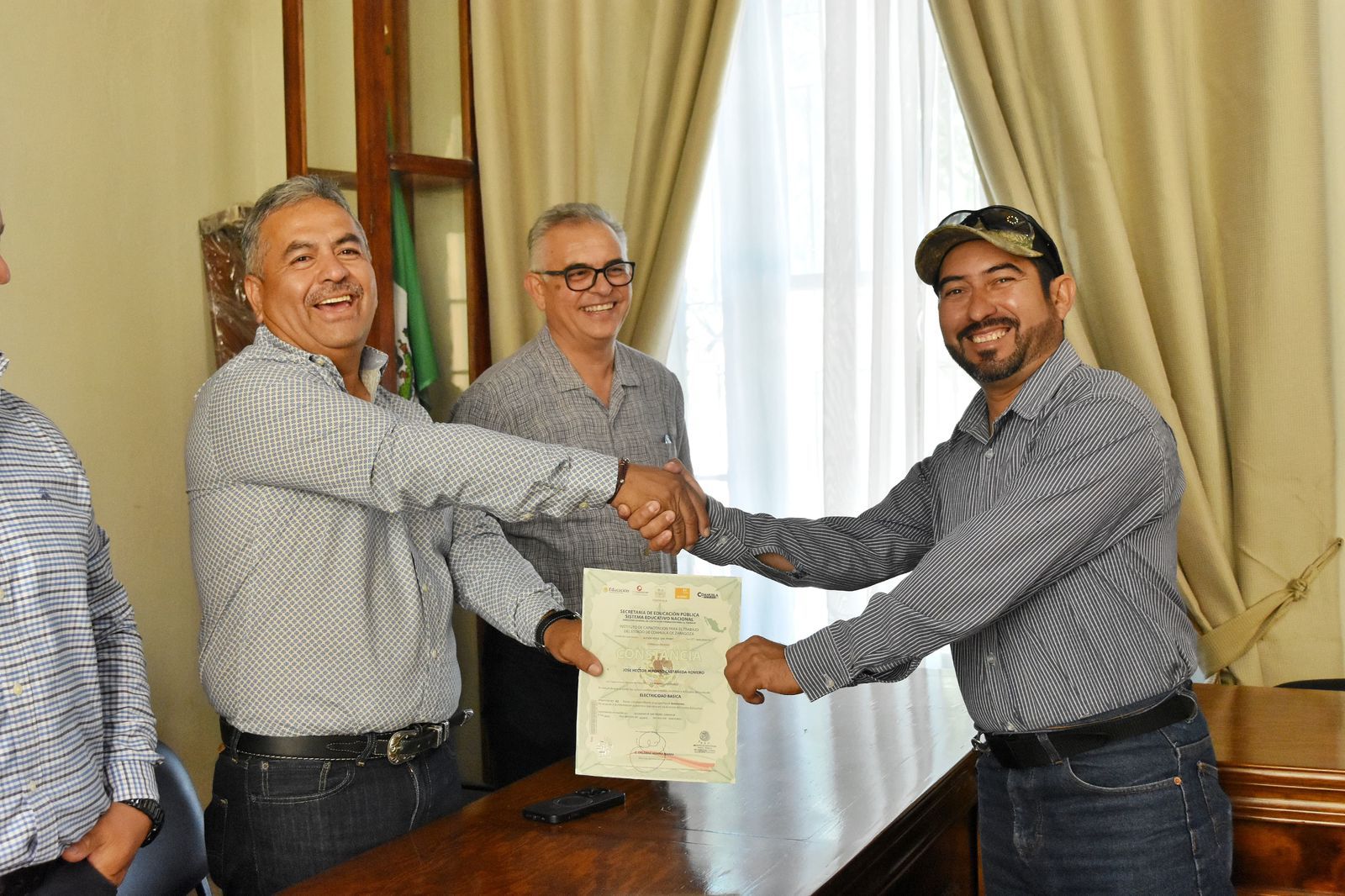 IMPULSA LEIJA LA CAPACITACIÓN PARA EL BIENESTAR DE LAS FAMILIAS