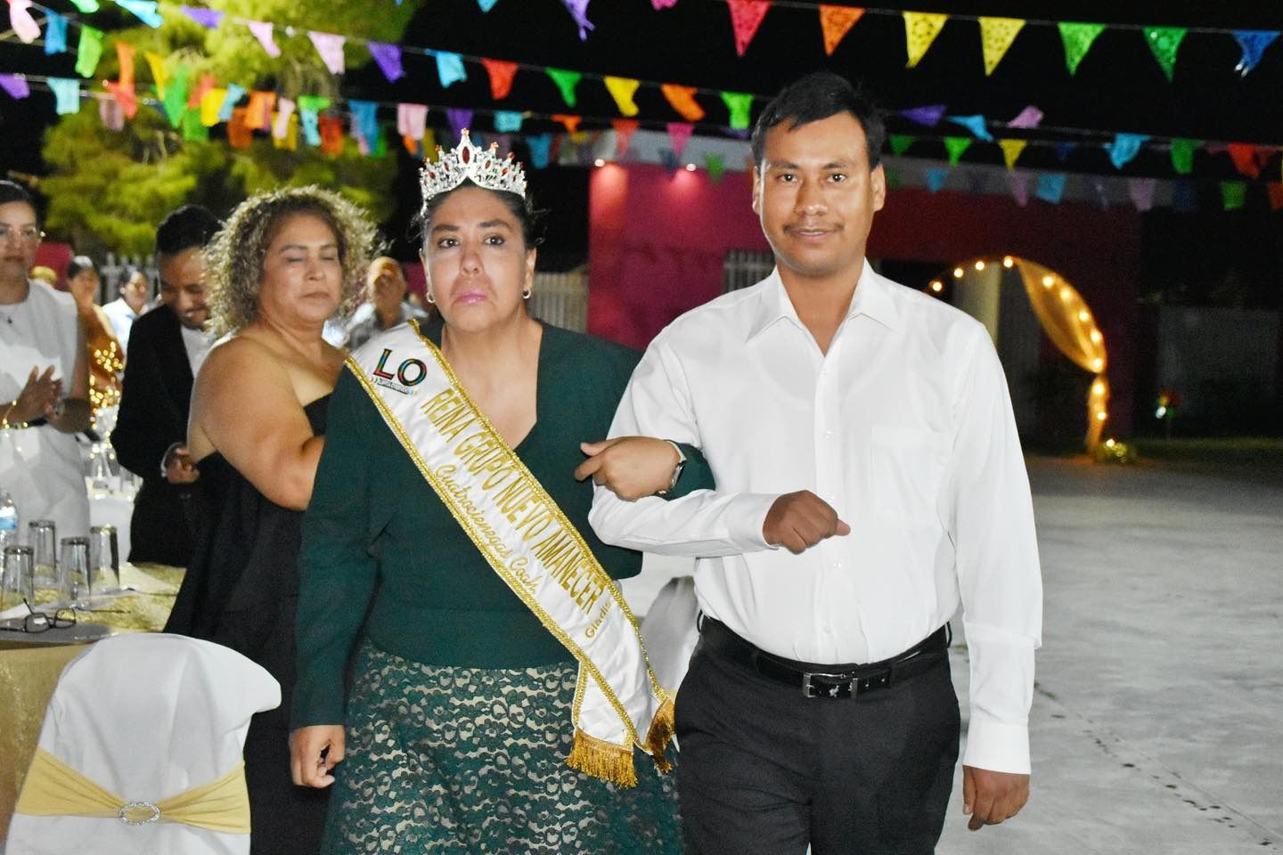 Celebra DIF 4-C inclusión con noche de coronación