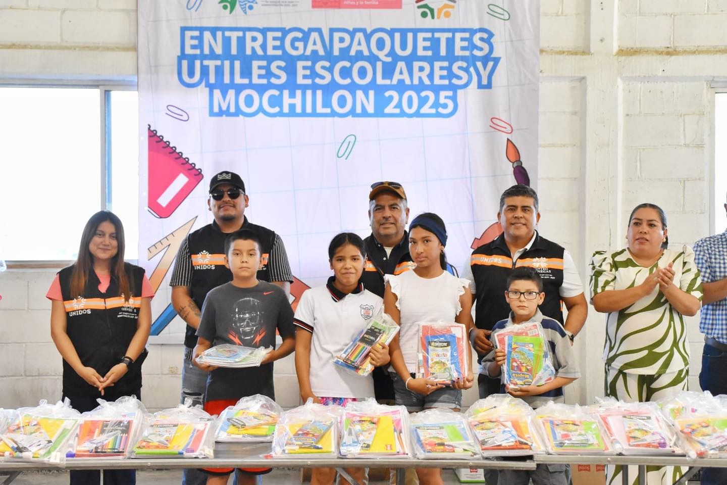 Continúa Leija impulsando la educación en 4 Ciénegas 