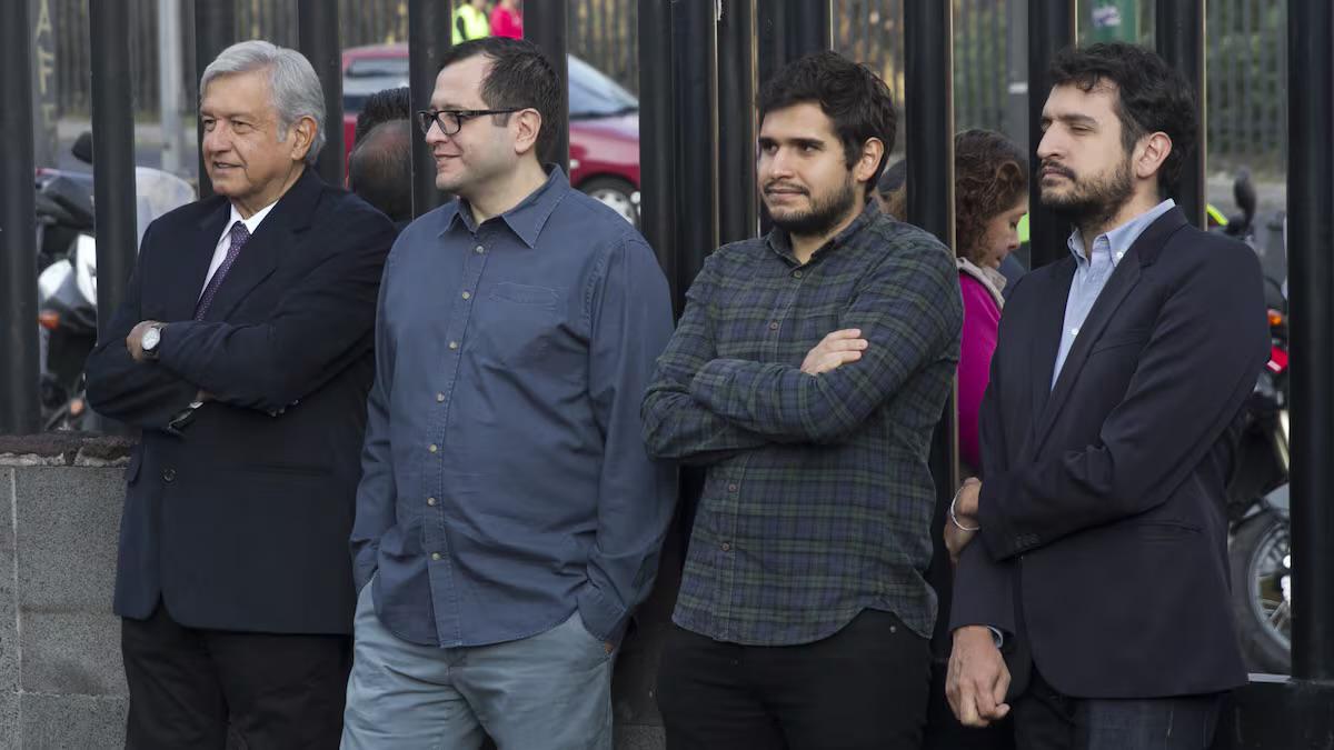 Andy y Boby López Beltrán: Amparos, Trámites y Montajes
