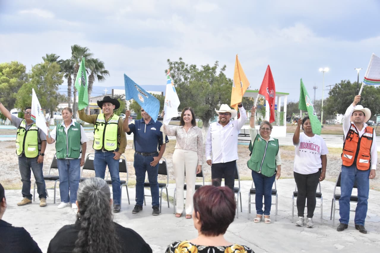Rehabilita Sari Pérez la plaza de la 10 de Mayo