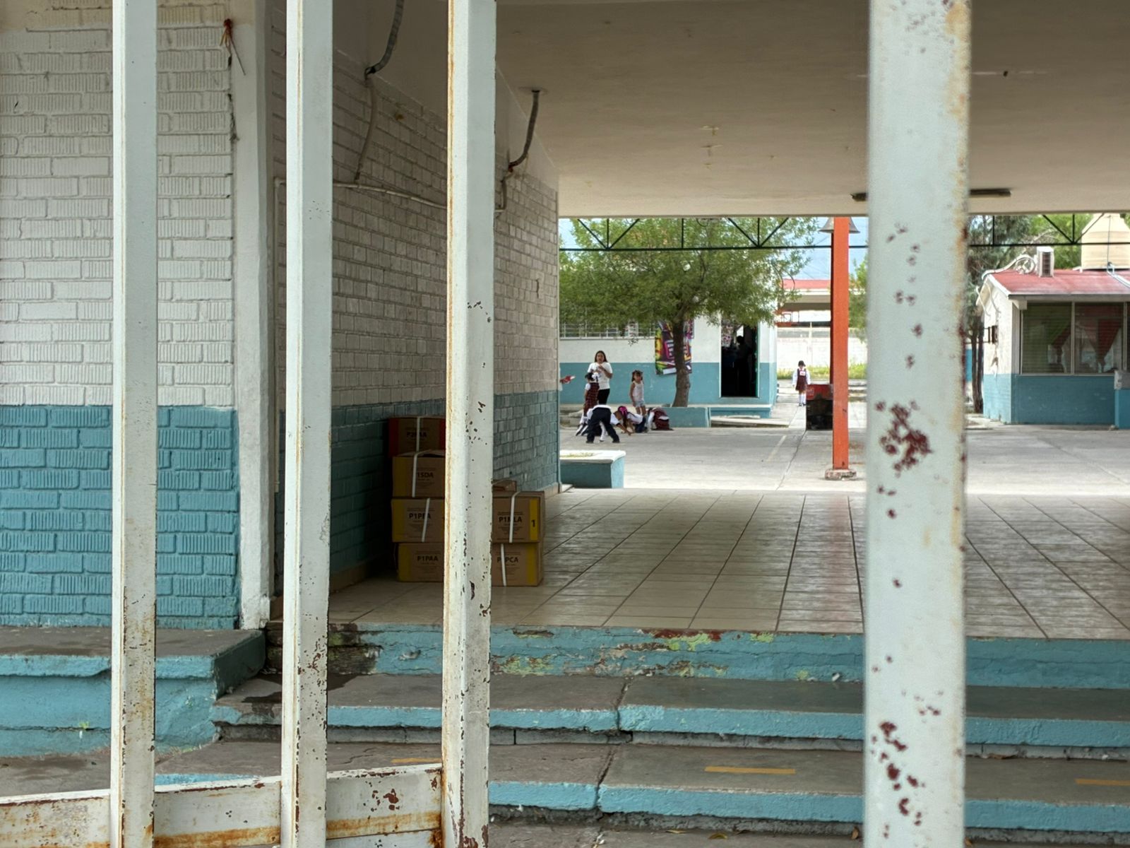 Por robo y actos vandálicos recortan horario en escuela