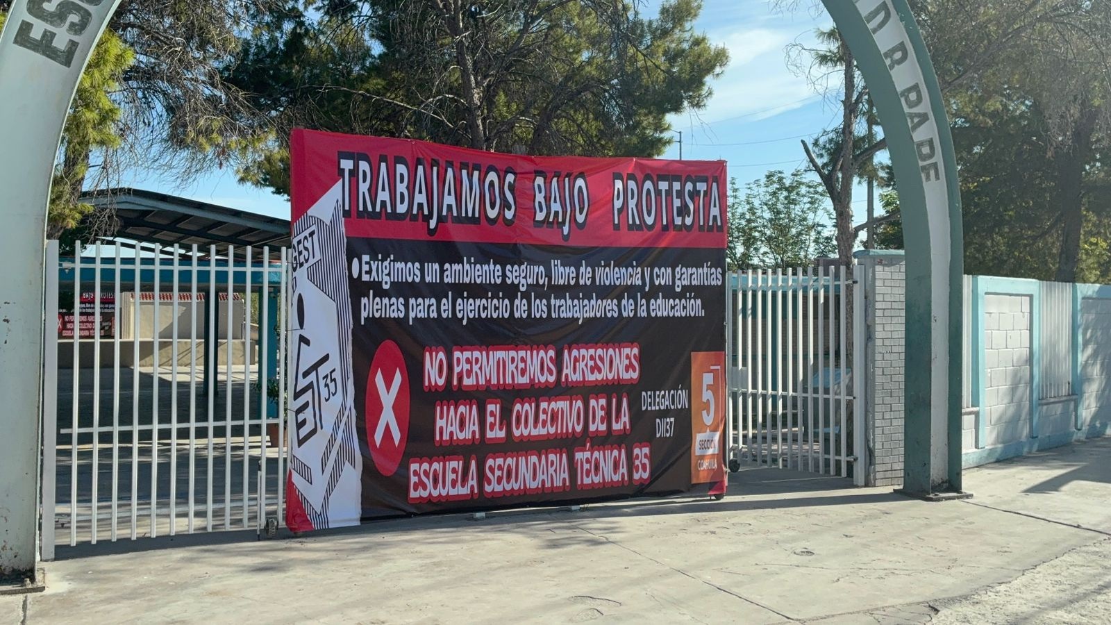 Rechazan violencia contra los maestros