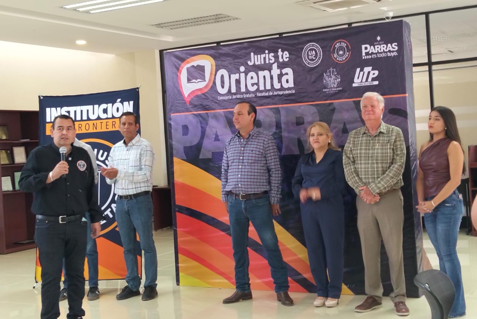 Brinda UADEC asesoría legal gratuita a parrenses