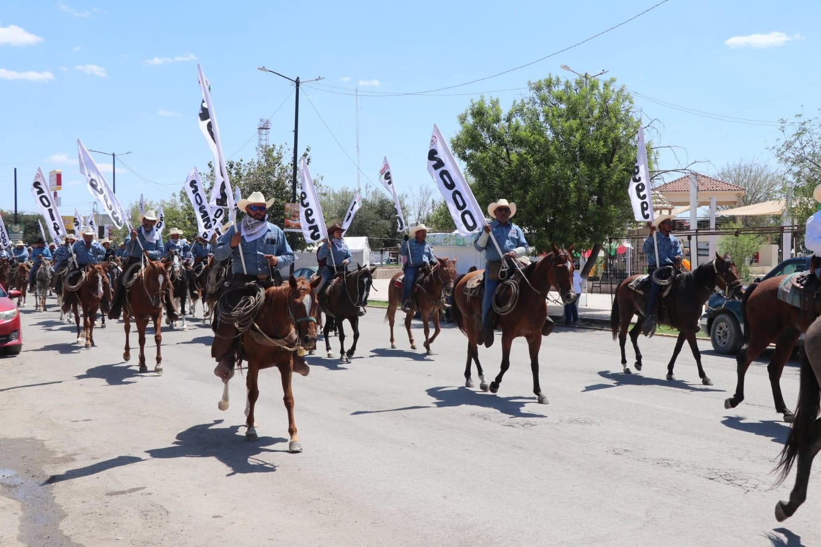 Cabalgata Santo Domingo Sabinas cumple 34 años