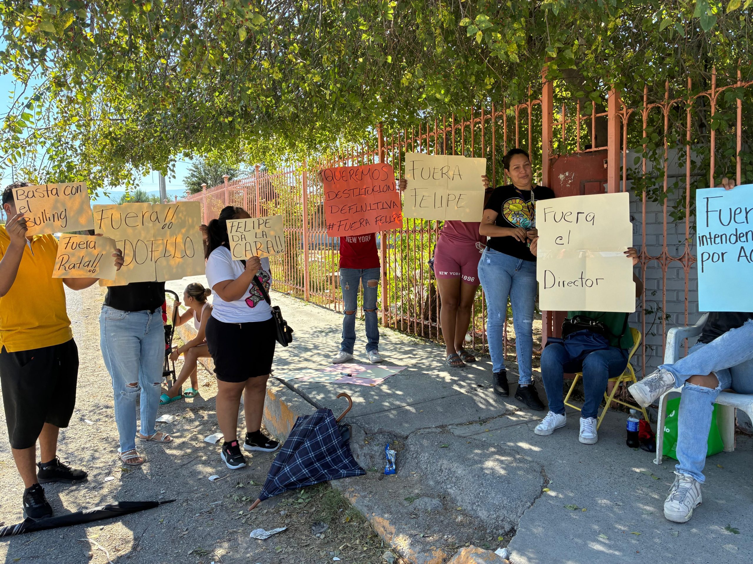 Mantienen bloqueo en escuela Margarita Maza