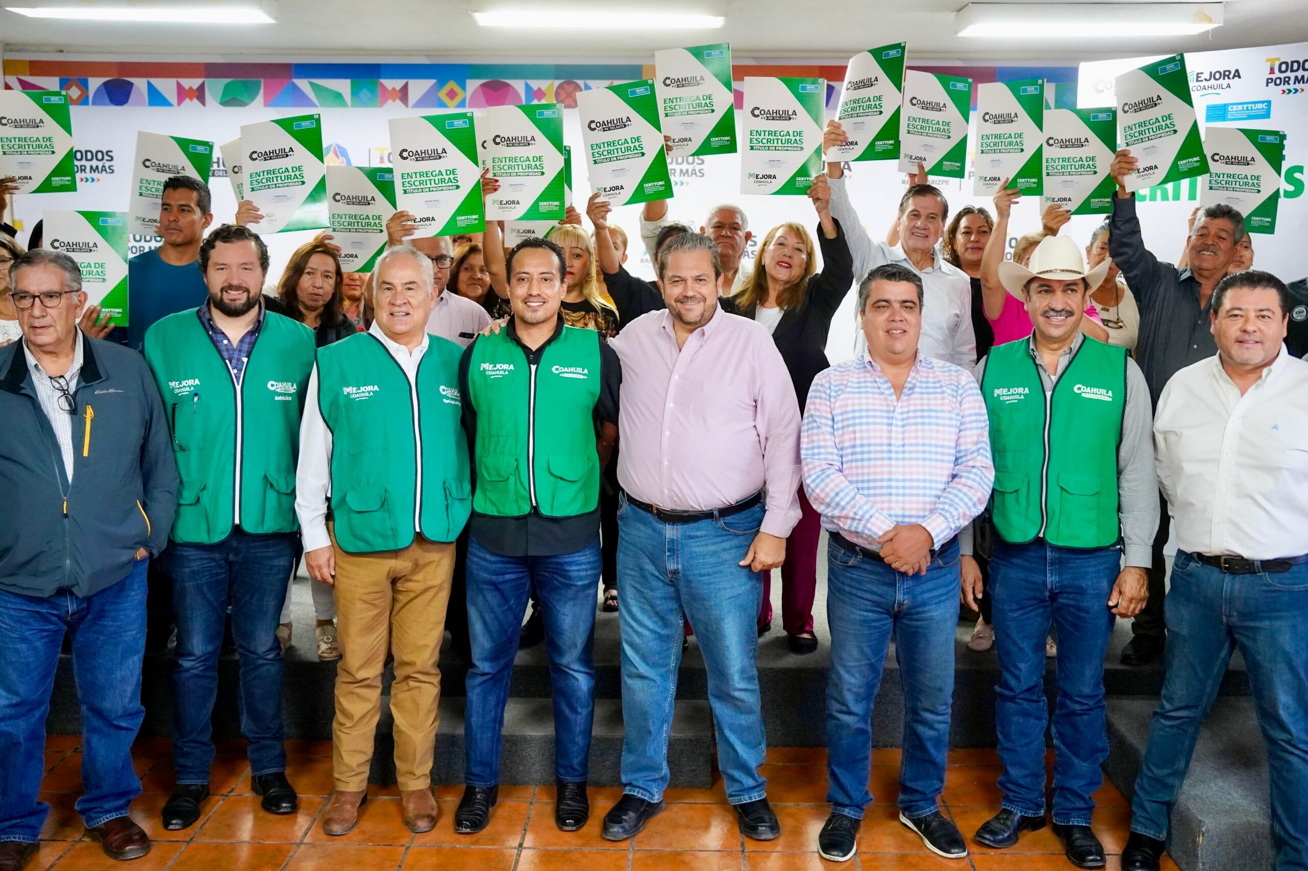 Suma Ramos esfuerzos por beneficio de las familias