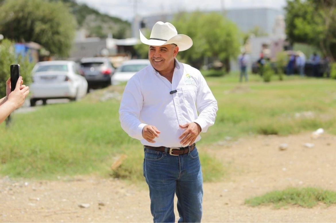 Reafirma Chano la cercanía con ciudadanos de Sabinas