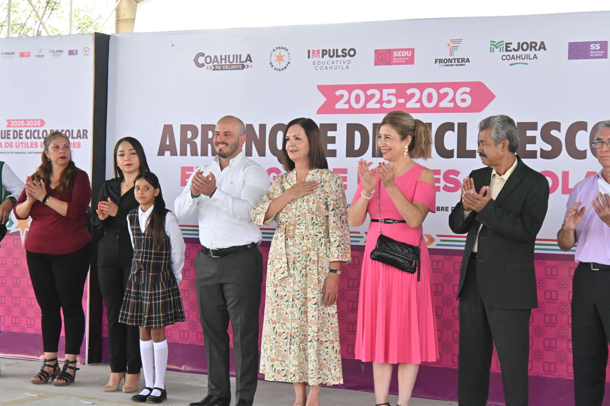 Sari Pérez da inicio al nuevo ciclo escolar 2025-2026