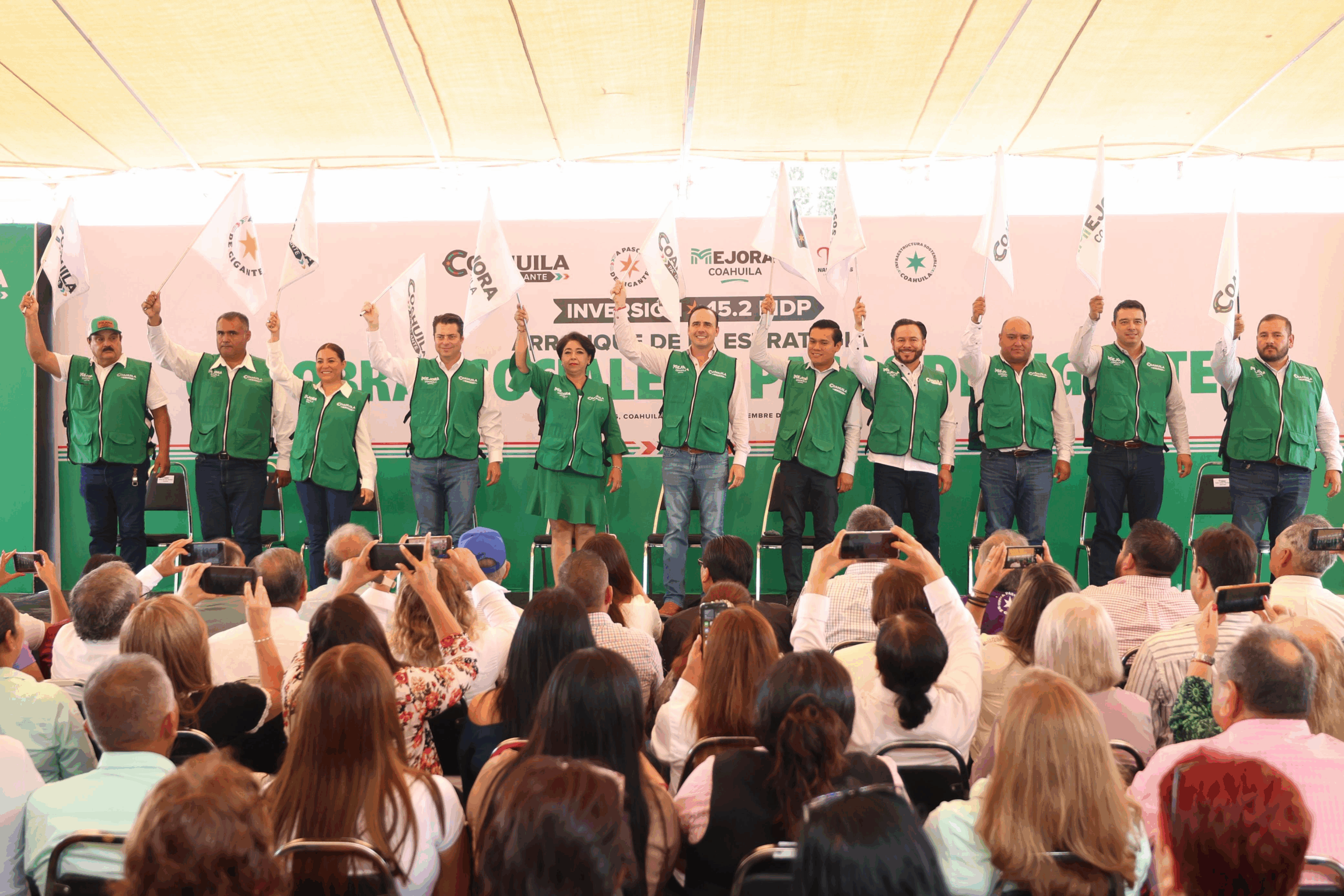 SIGUE MANOLO DETONANDO OBRAS EN LOS 38 MUNICIPIOS DE COAHUILA