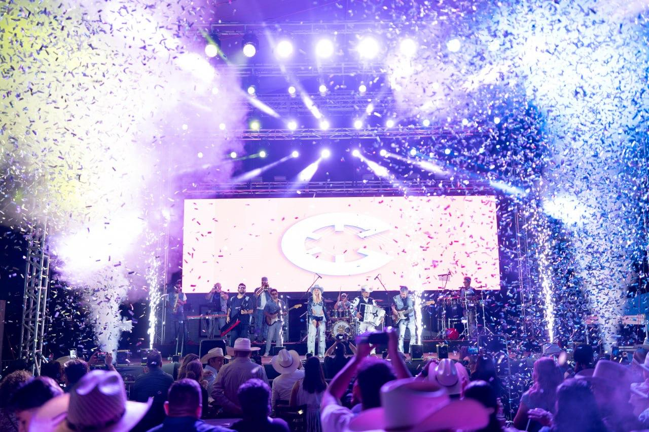 La Casetera llena de energía y alegría Feriexpo Sabinas