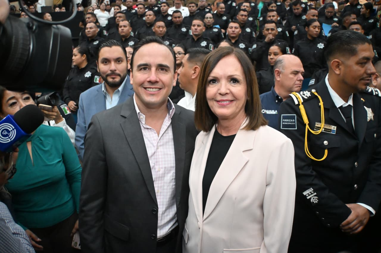 Sari Pérez reafirma compromiso con la seguridad junto a Manolo Jiménez