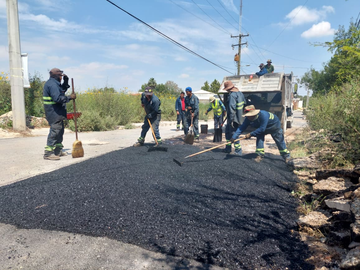 Sigue bacheo por todo Saltillo