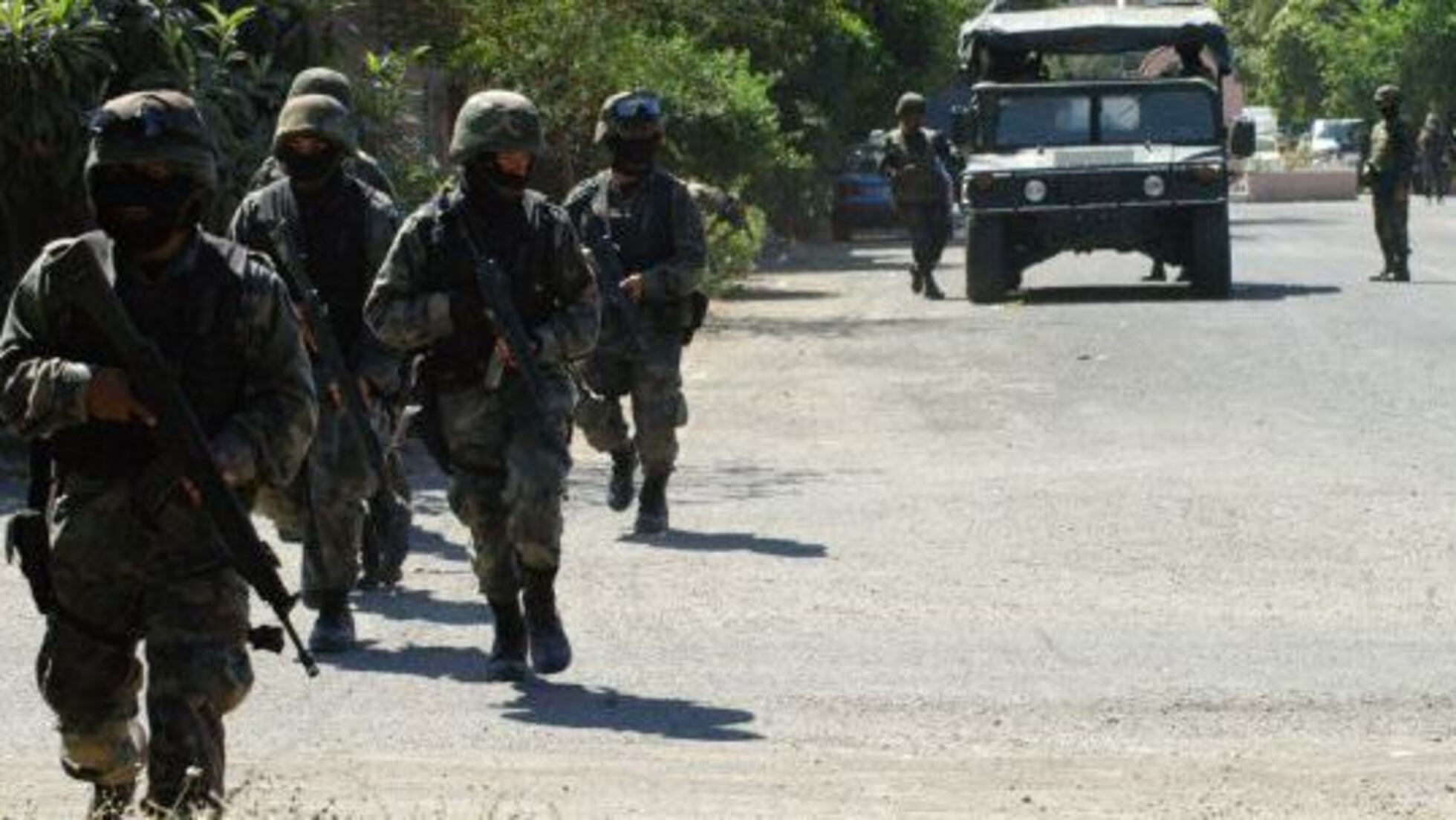 Militares y policías ejecutaron 14 civiles que estaban rendidos