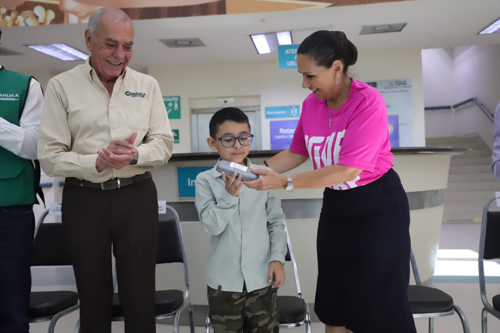 ARRANCA DIF-COAHUILA SU GRAN PROGRAMA DE LENTES