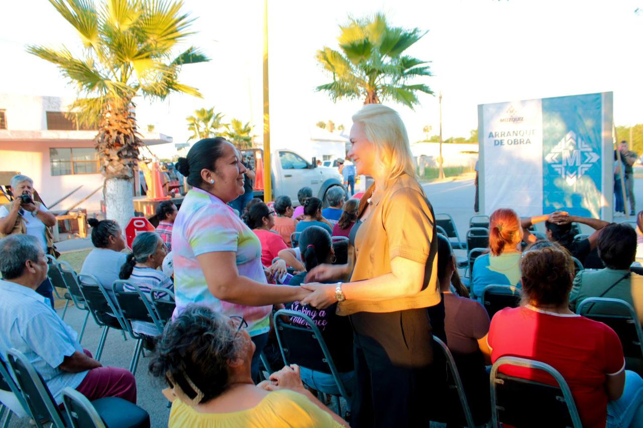 Inicia renovación de calles en Villa de Las Esperanzas
