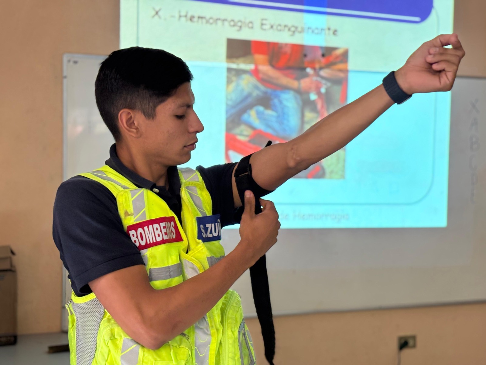 Capacita a maestros en primeros auxilios