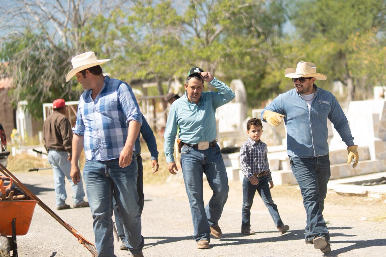 Alistan panteones; recibirán a miles