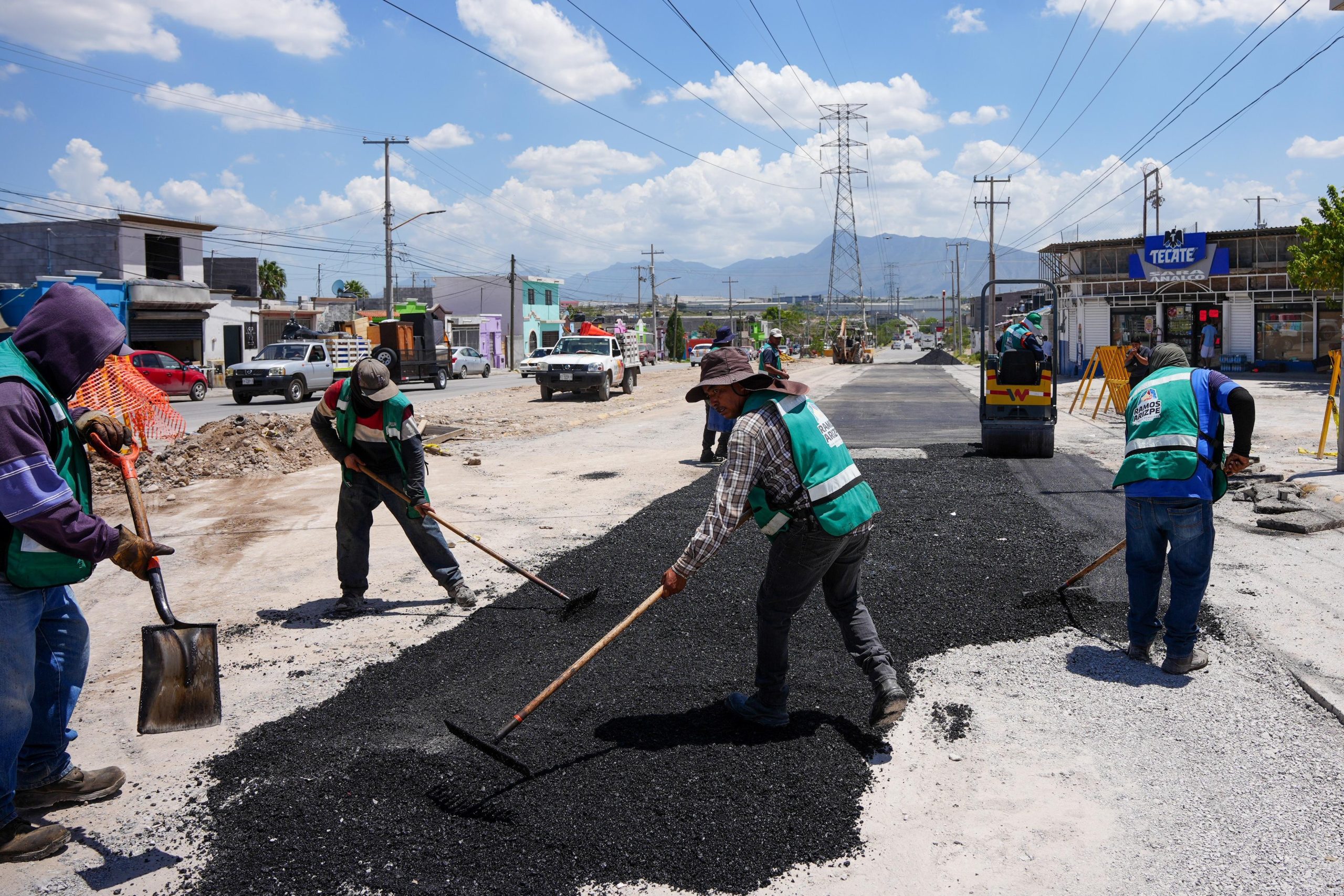Superan los 10 mil baches atendidos