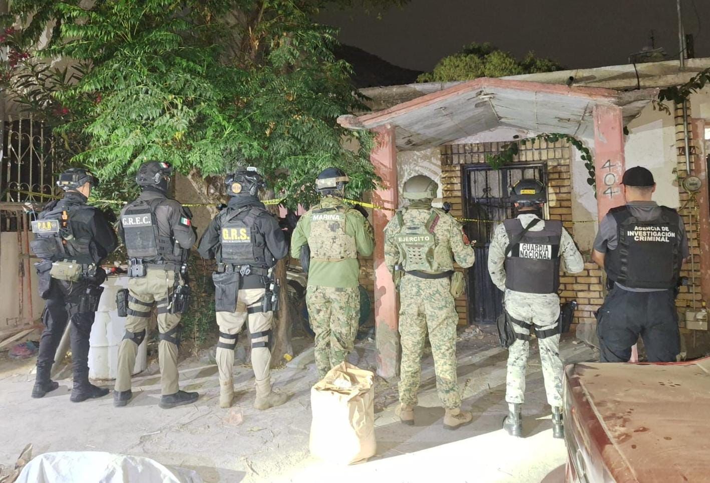 Aseguran en cateos 14 kilos de cristal
