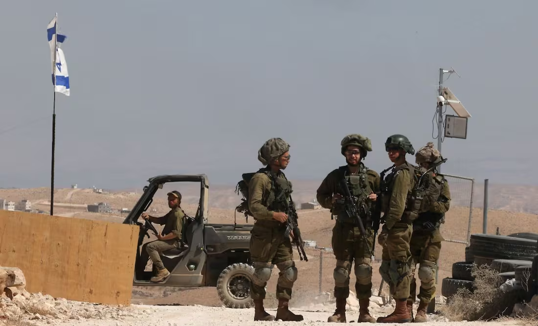 Ejército israelí ataca autobús con 10 personas en Gaza pese a tregua; fue «para eliminar la amenaza», dice