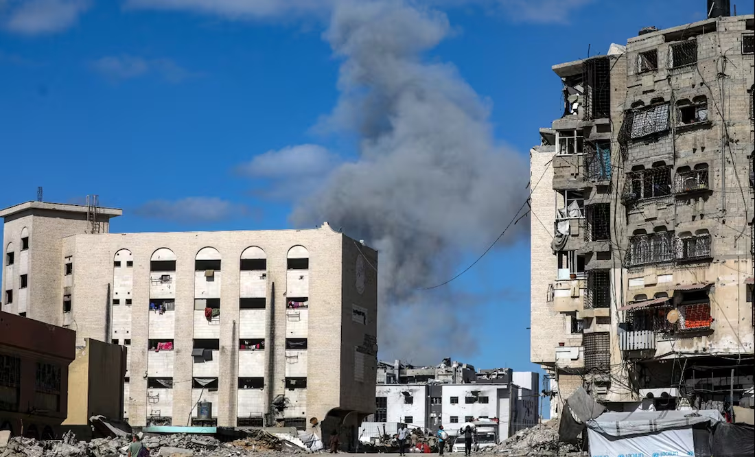 Bombardeo israelí a zona residencial en Ciudad de Gaza deja 17 fallecidos, pese al llamado de Trump para cesar ataques