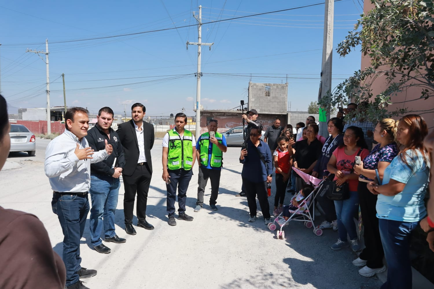 Inicia la construcción de calles con pavimento asfáltico en la Federico Berrueto
