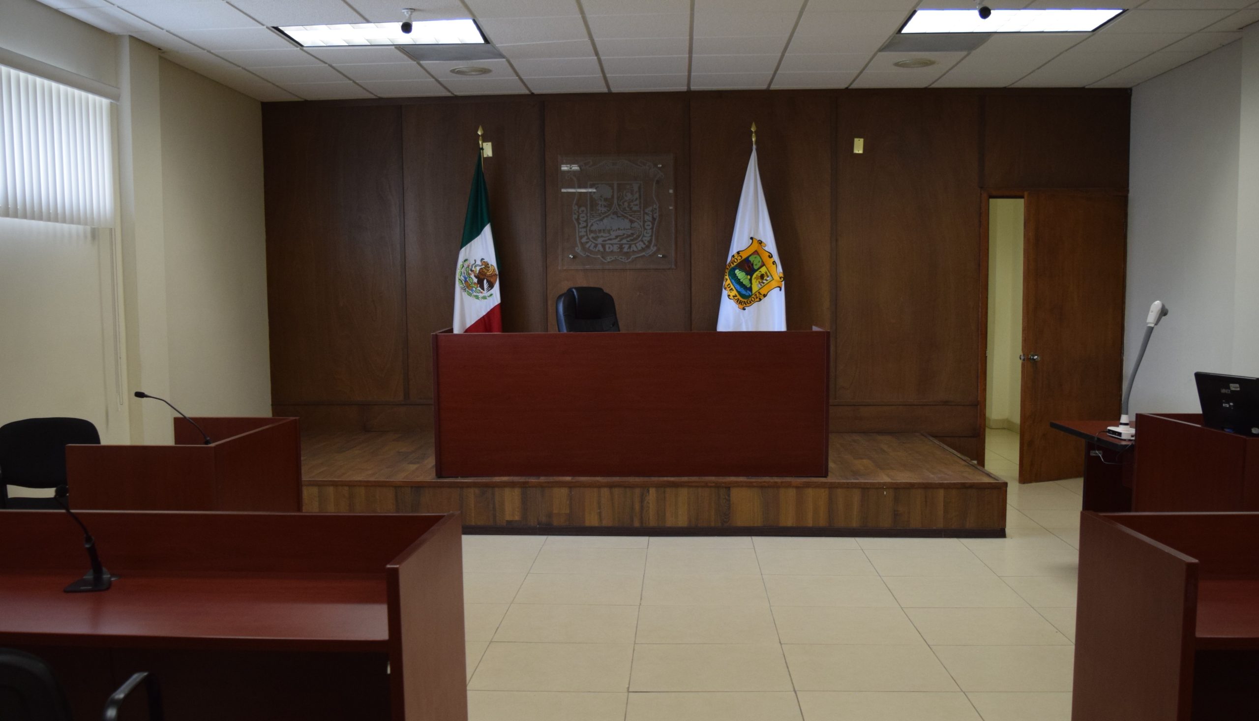 Acusan de desfalco por medio mdp a empleada