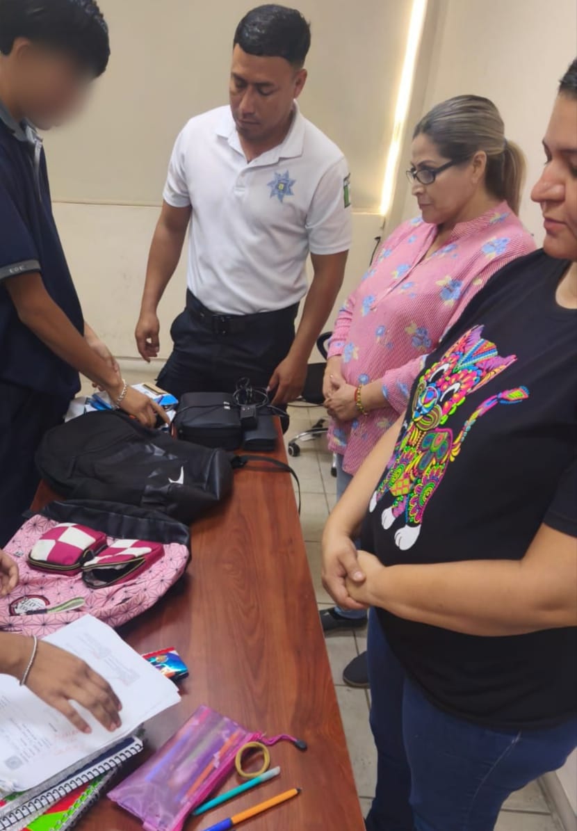 Blinda Sari protección a estudiantes de frontera