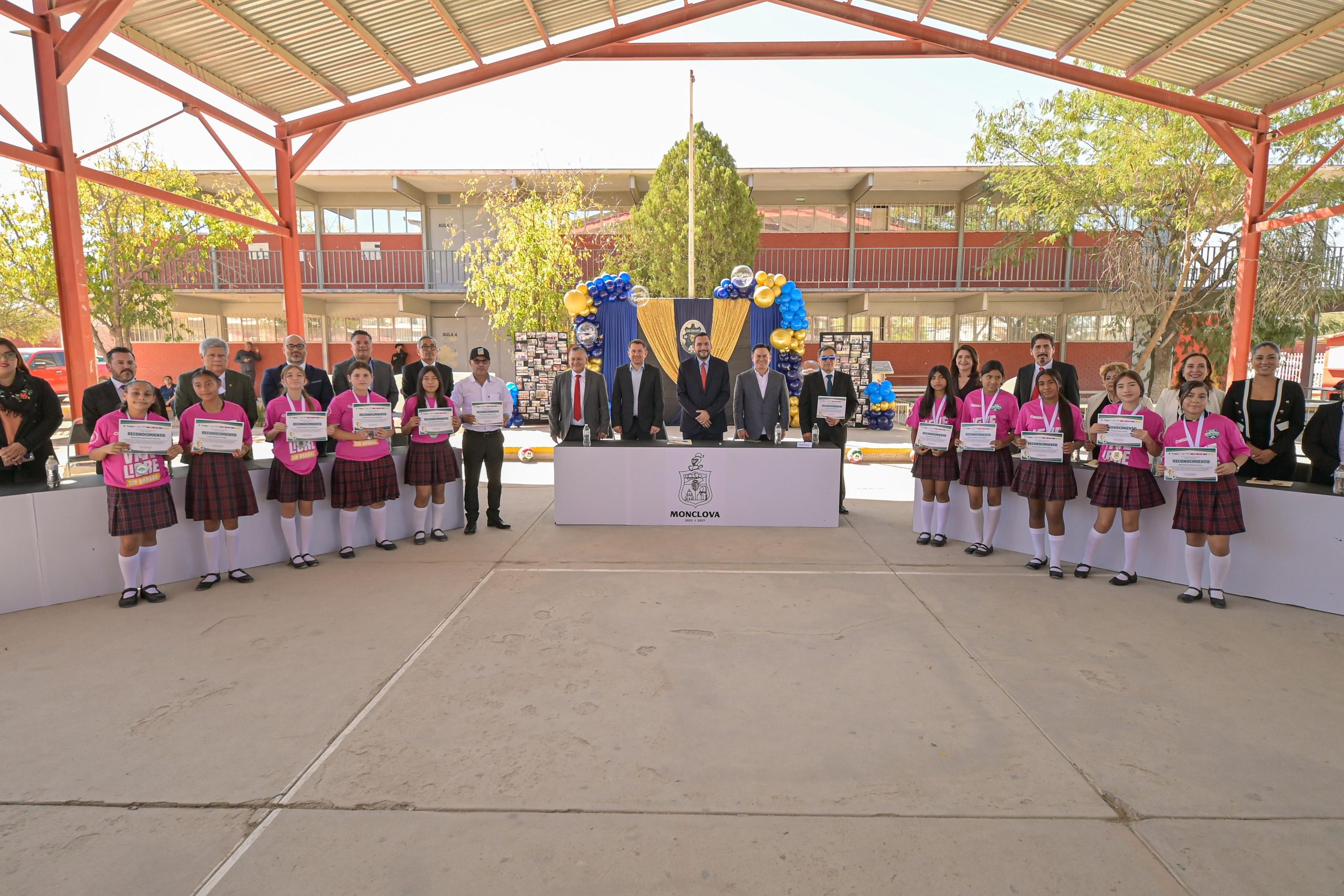 Celebra Monclova 45 años de Secundaria Técnica 39