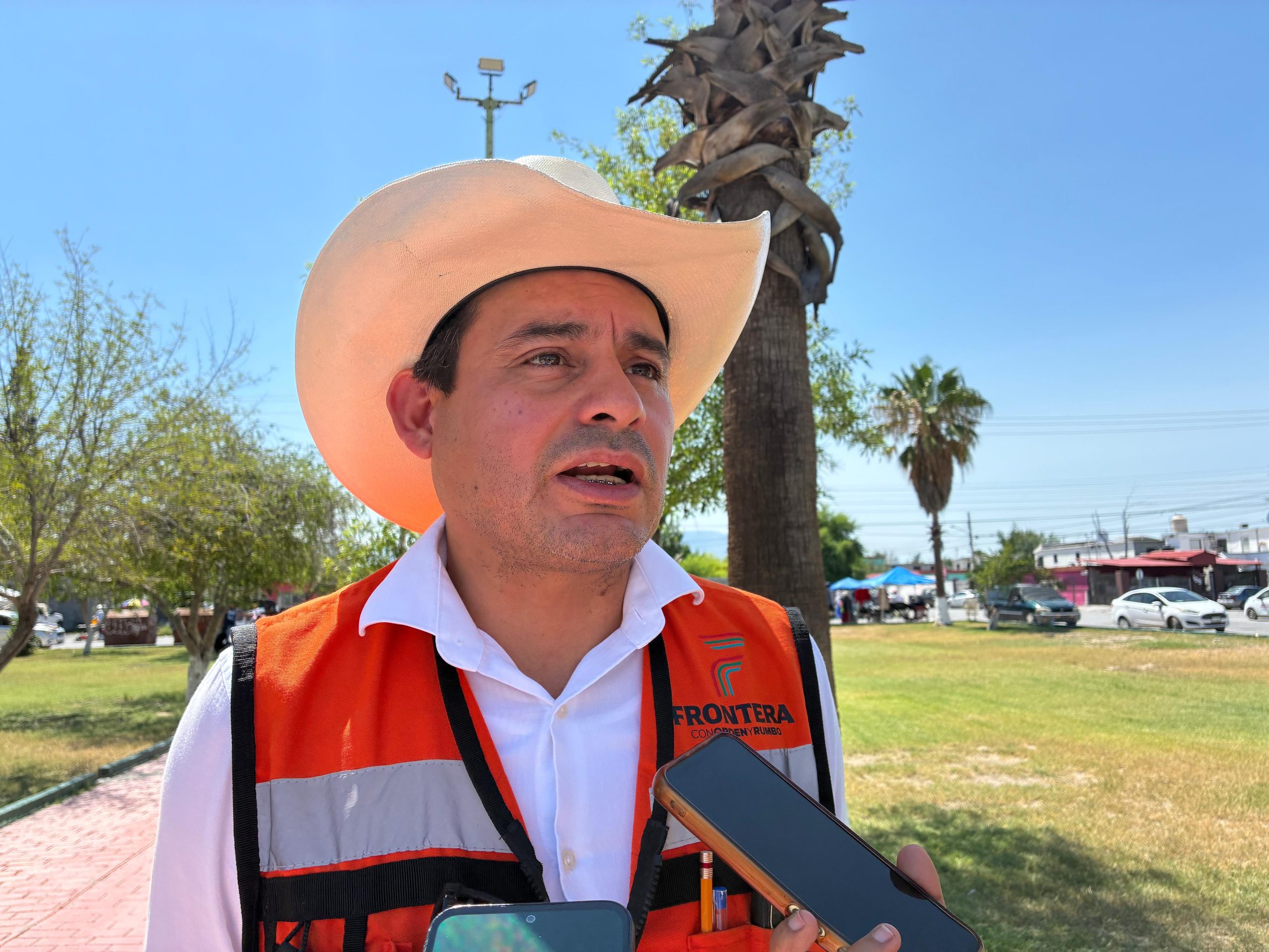 Ramas y escombros complican recolección de basura en Frontera