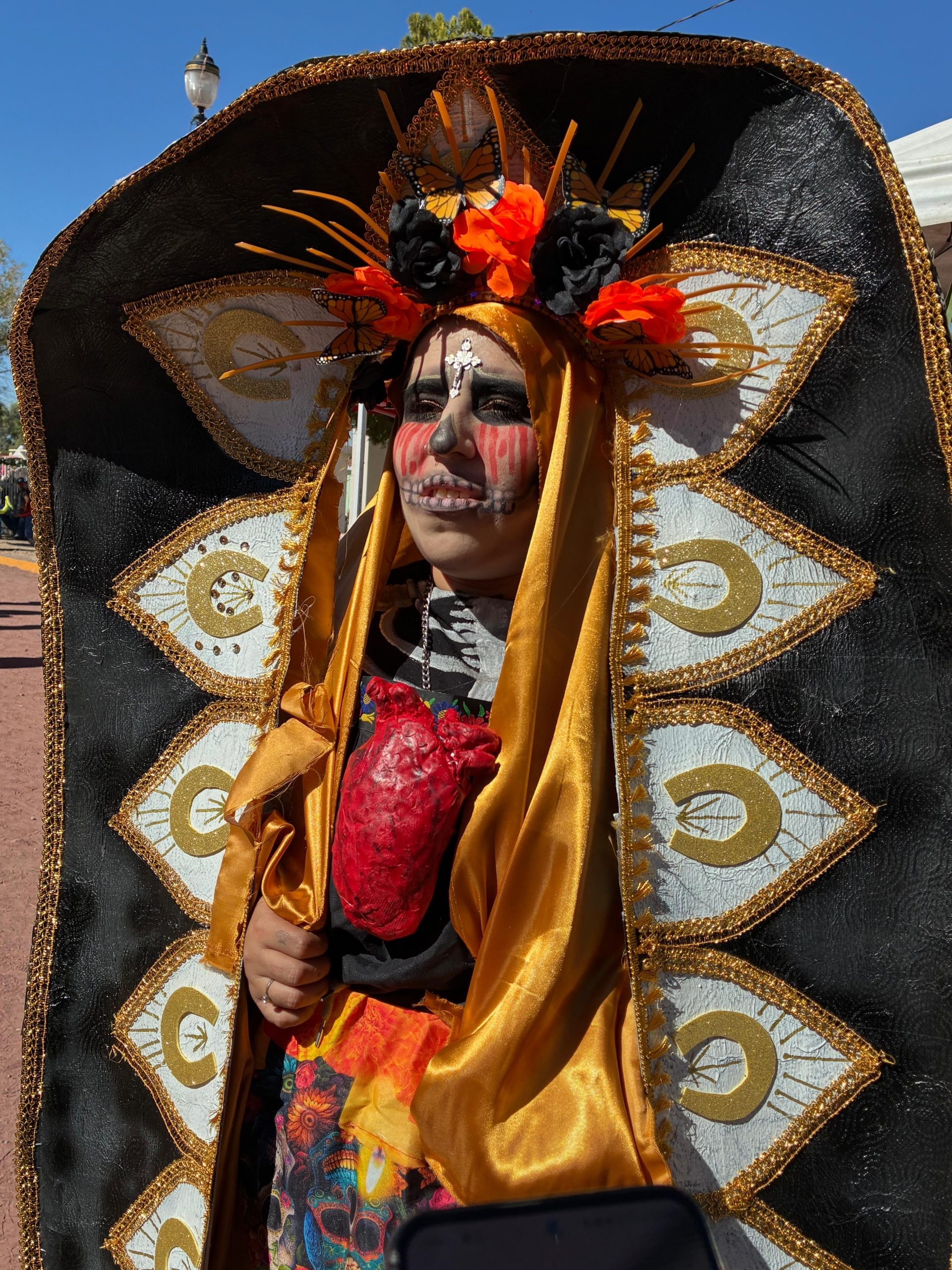 Visita la Catrina a su madre-abuela