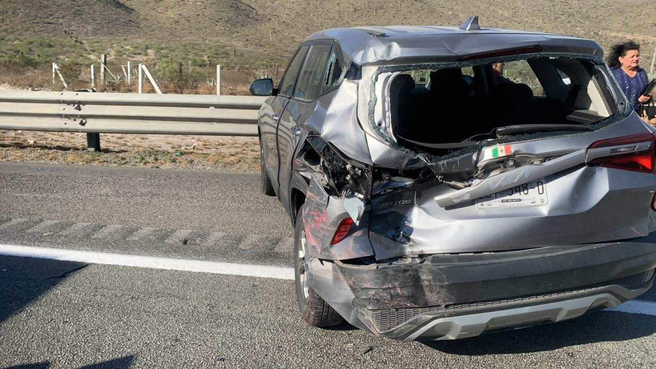 Caos vial por choque en la Saltillo-Monterrey