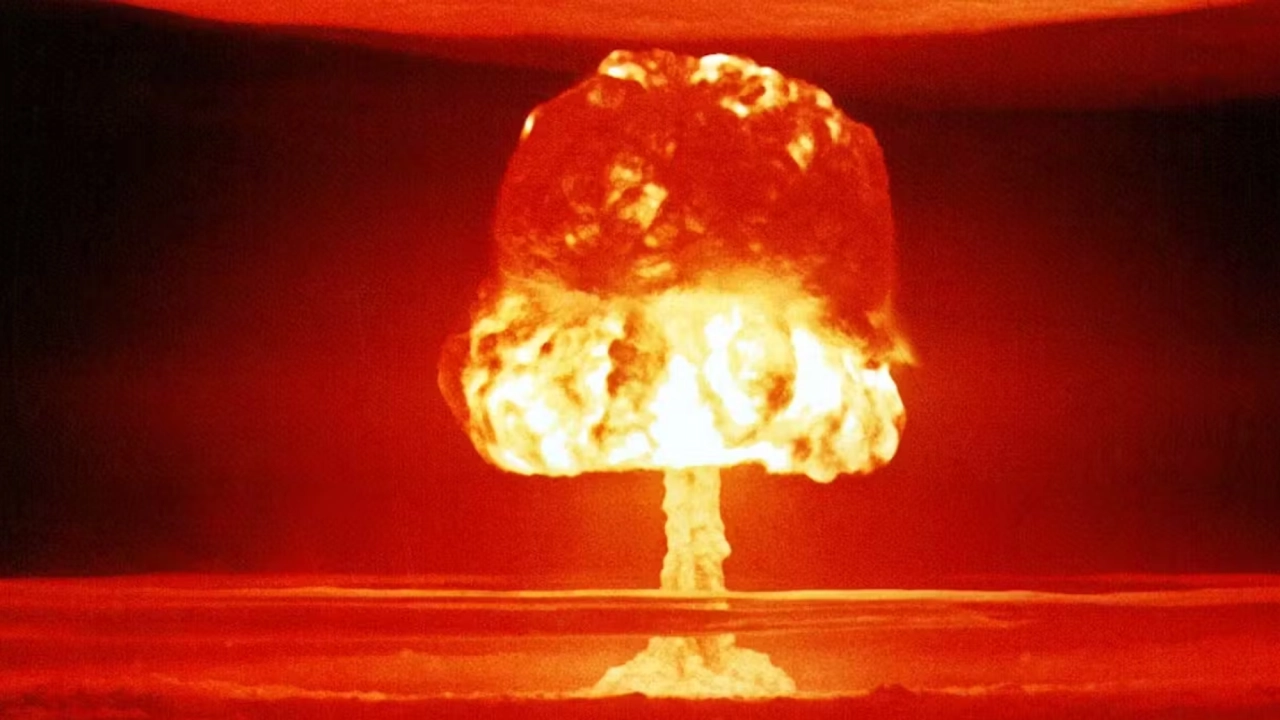 Putin entra a la guerra de declaraciones de Trump: Rusia podría reanudar sus ensayos nucleares, dice