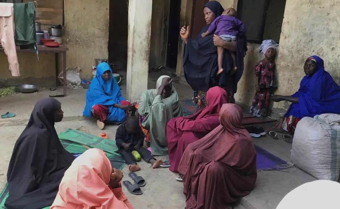 Rescatan a más de 20 niñ4s que fueron secuestr4das en escuela en Nigeria