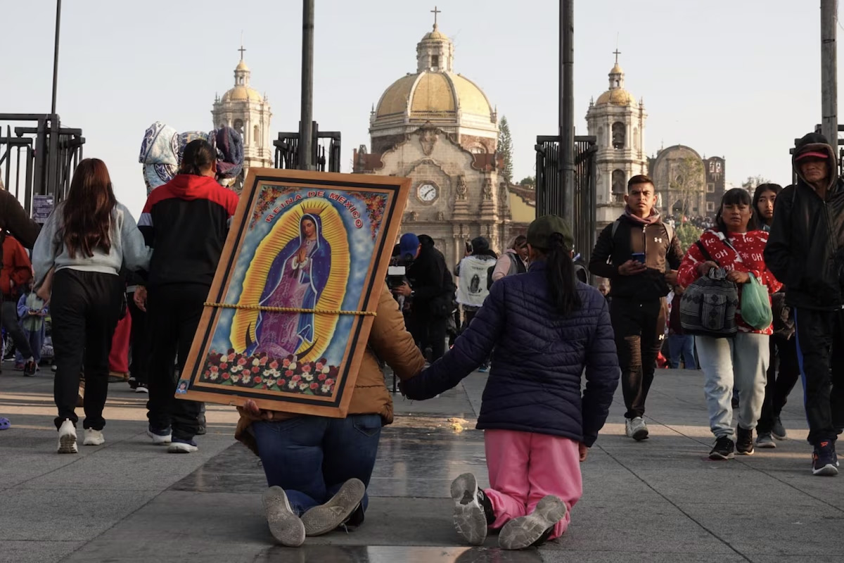 Peregrinación y mañanitas a la Virgen; una tradición en México