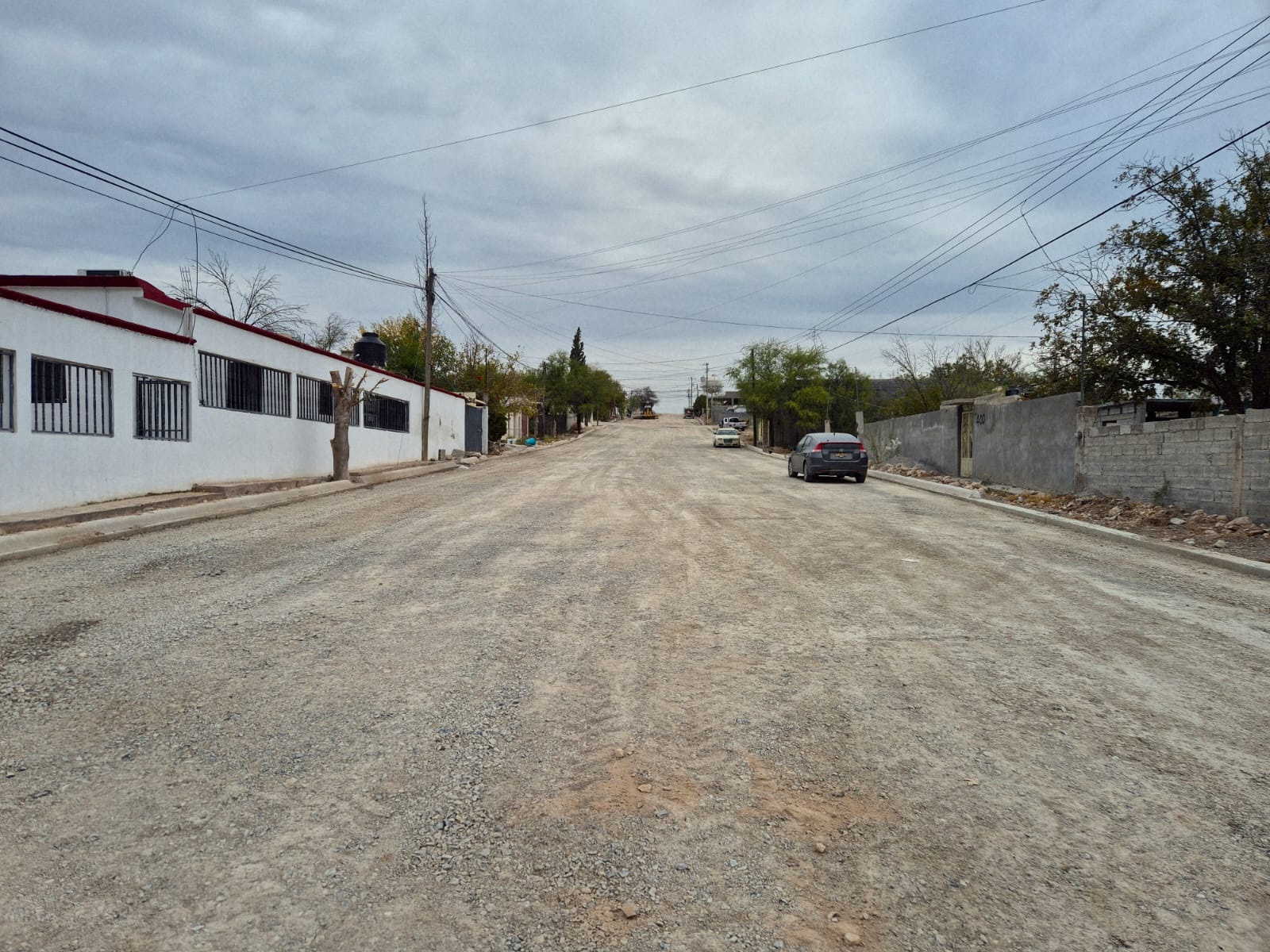 AVANZA CASTAÑOS EN OBRAS DE PAVIMENTACIÓN