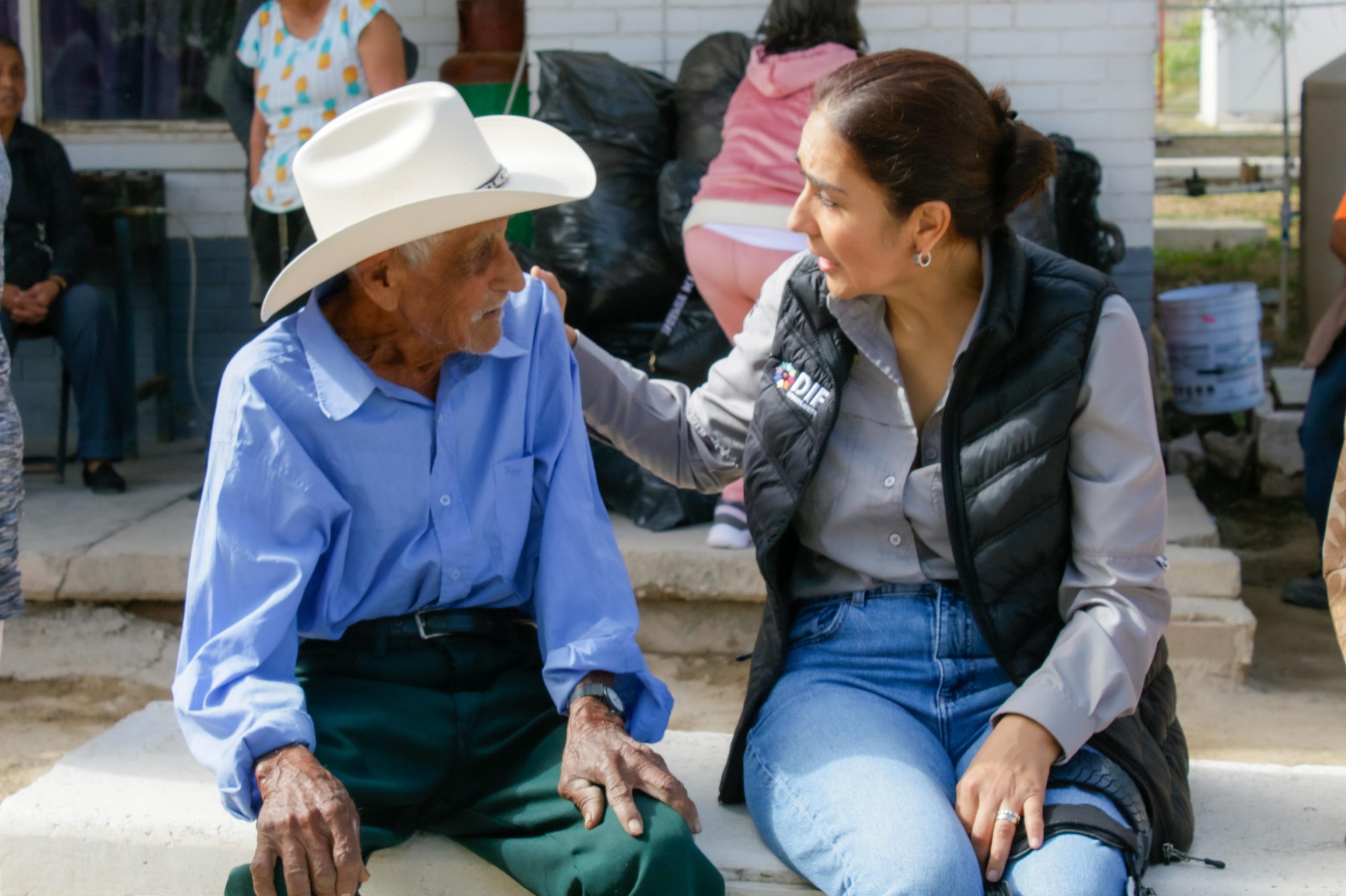 Lleva DIF Ramos Arizpe posada a adultos mayores
