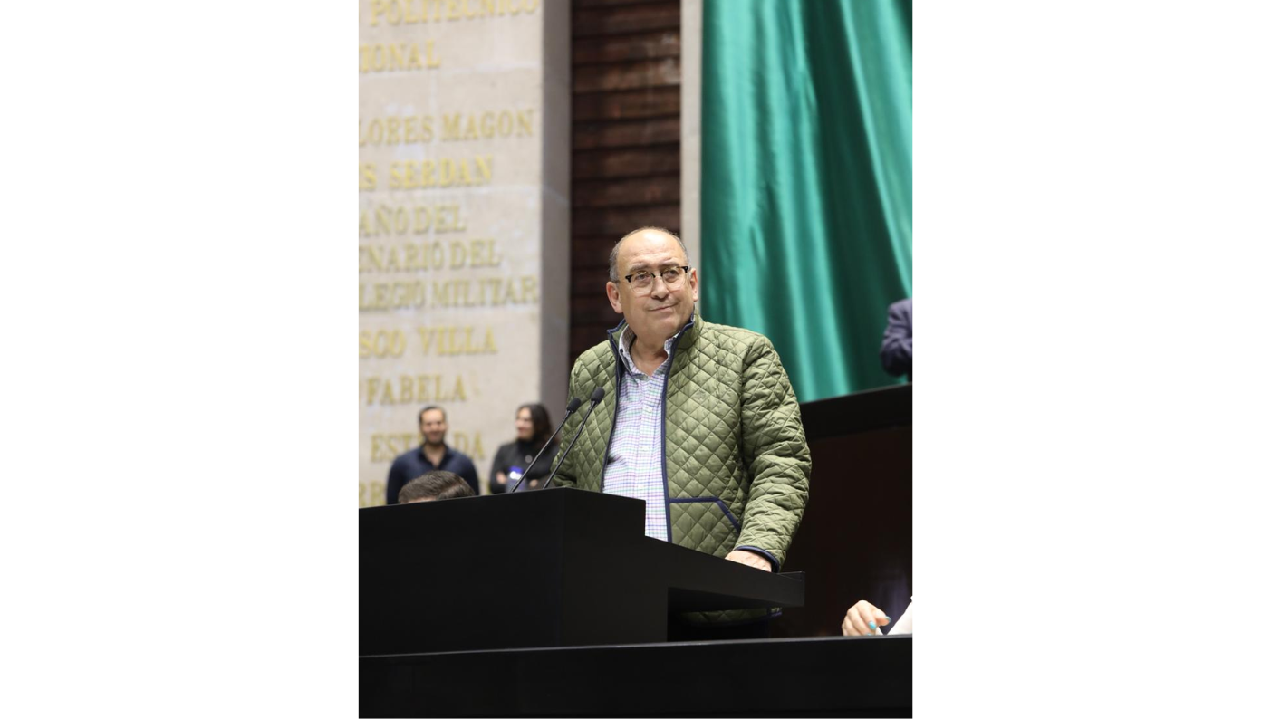 RECHAZA MORENA APROBAR PROPUESTA DE RUBÉN MOREIRA PARA MEJORAR APOYOS A MÉDICOS PASANTES