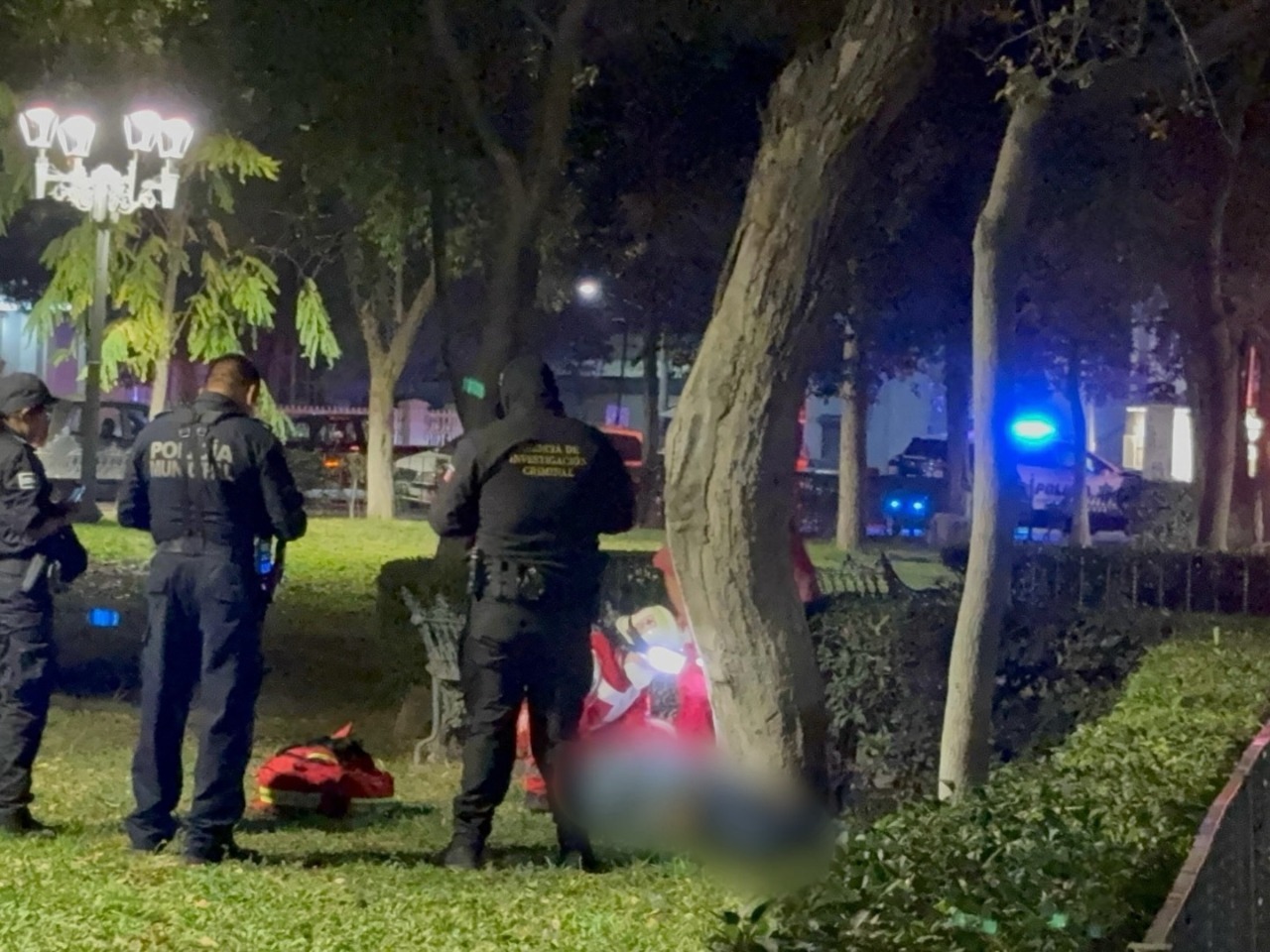 Encuentran sin vida a hombre en la Alameda