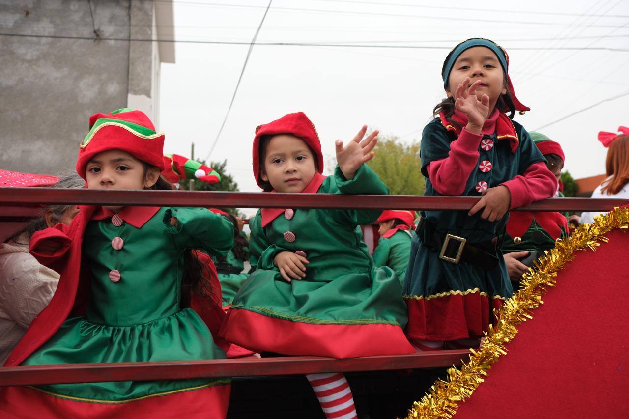 DISFRUTAN DEL GRAN BAILE NAVIDEÑO 2025