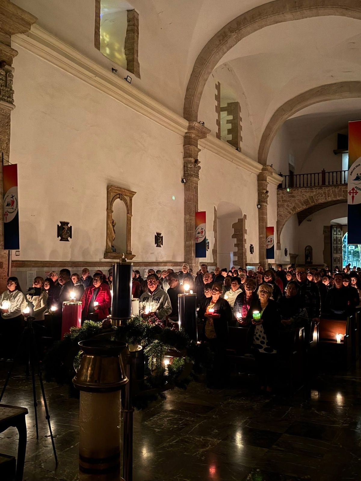 Reúne a fieles la Misa Rorate Caeli