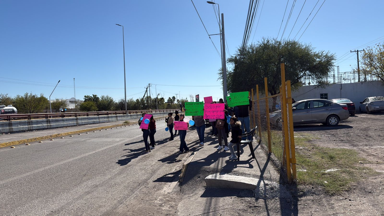 Madres piden liberar a encargado del anexo