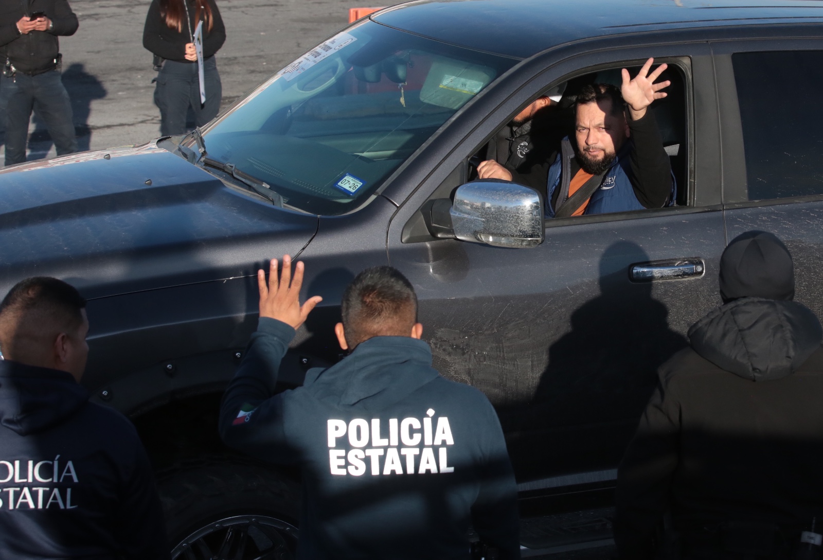 LE DAN EN COAHUILA LA BIENVENIDA A PAISANOS