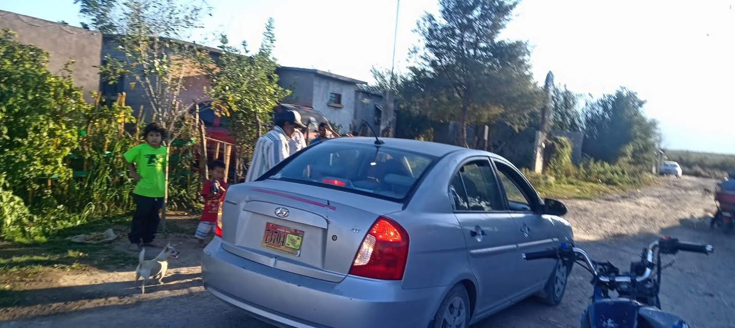 Queda mujer inconsciente tras presunta riña familiar