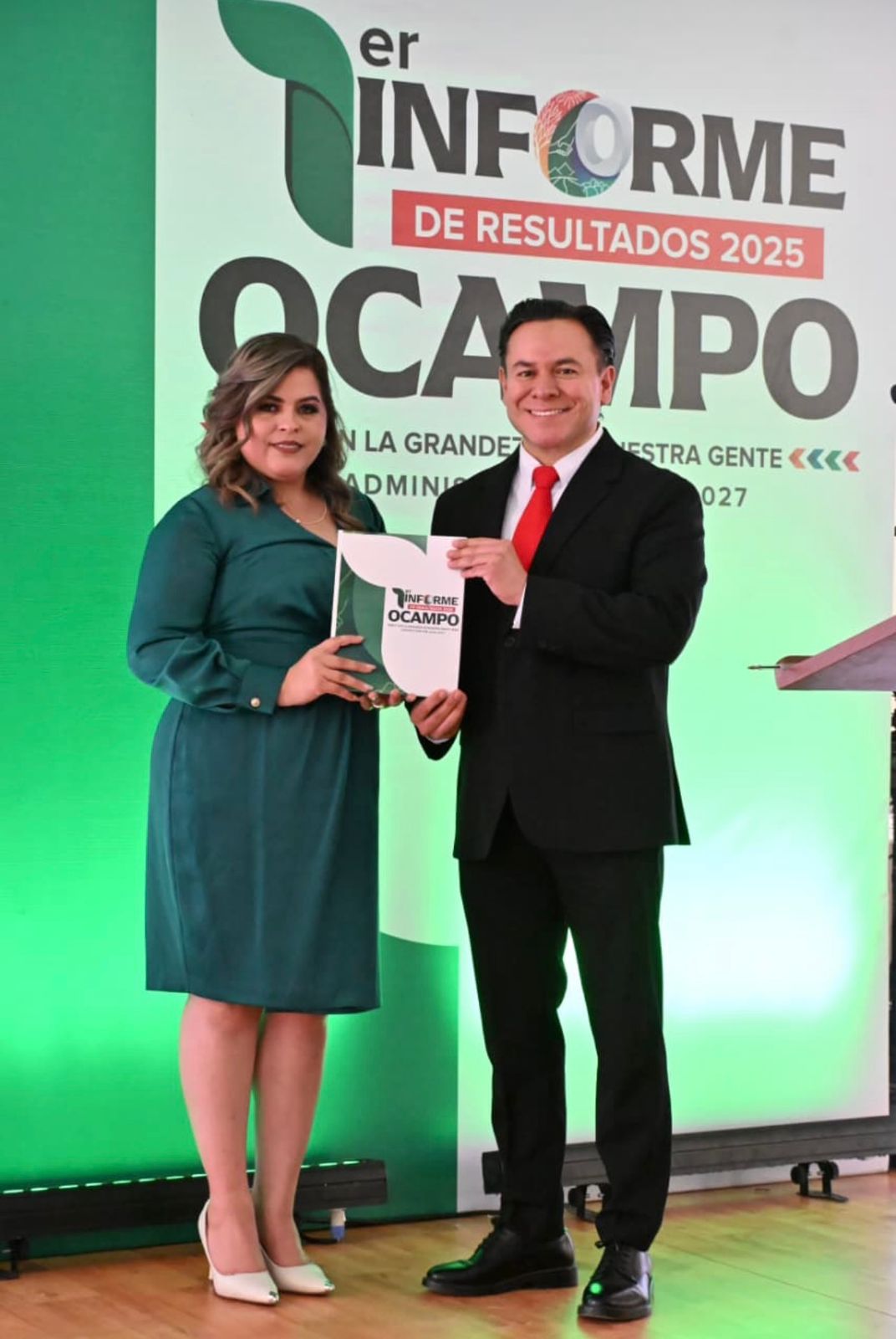 Presenta Adriana Primer Informe de Resultados