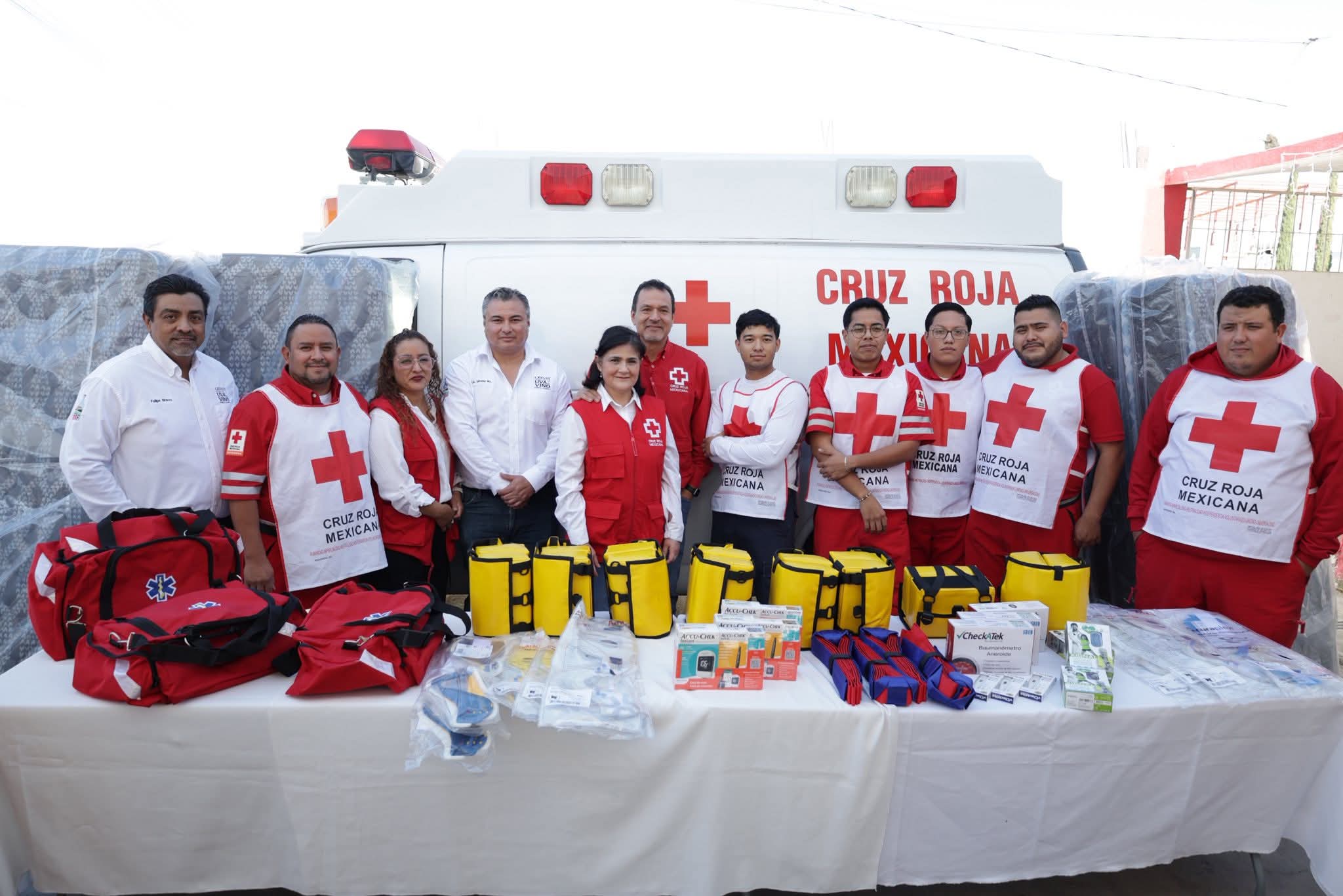 Entrega valioso donativo patronato a la Cruz Roja